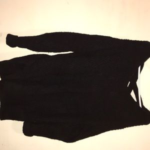 super cute oversized sweater!!